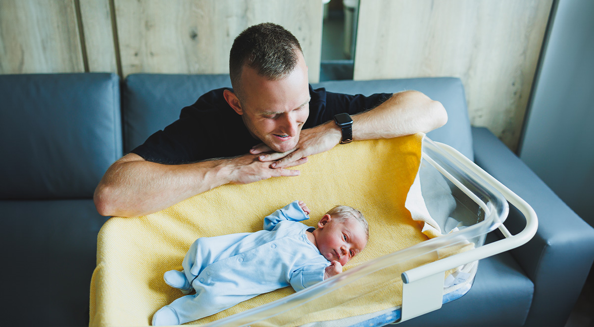 How Dads & Partners Also Benefit From A Doula